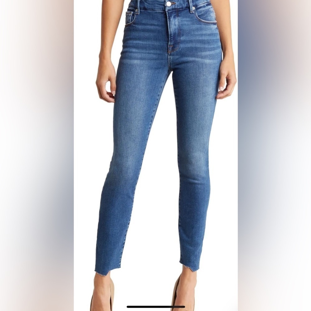 SOLD GOOD AMERICAN GOOD LEGS RAW HEM SKINNY JEANS